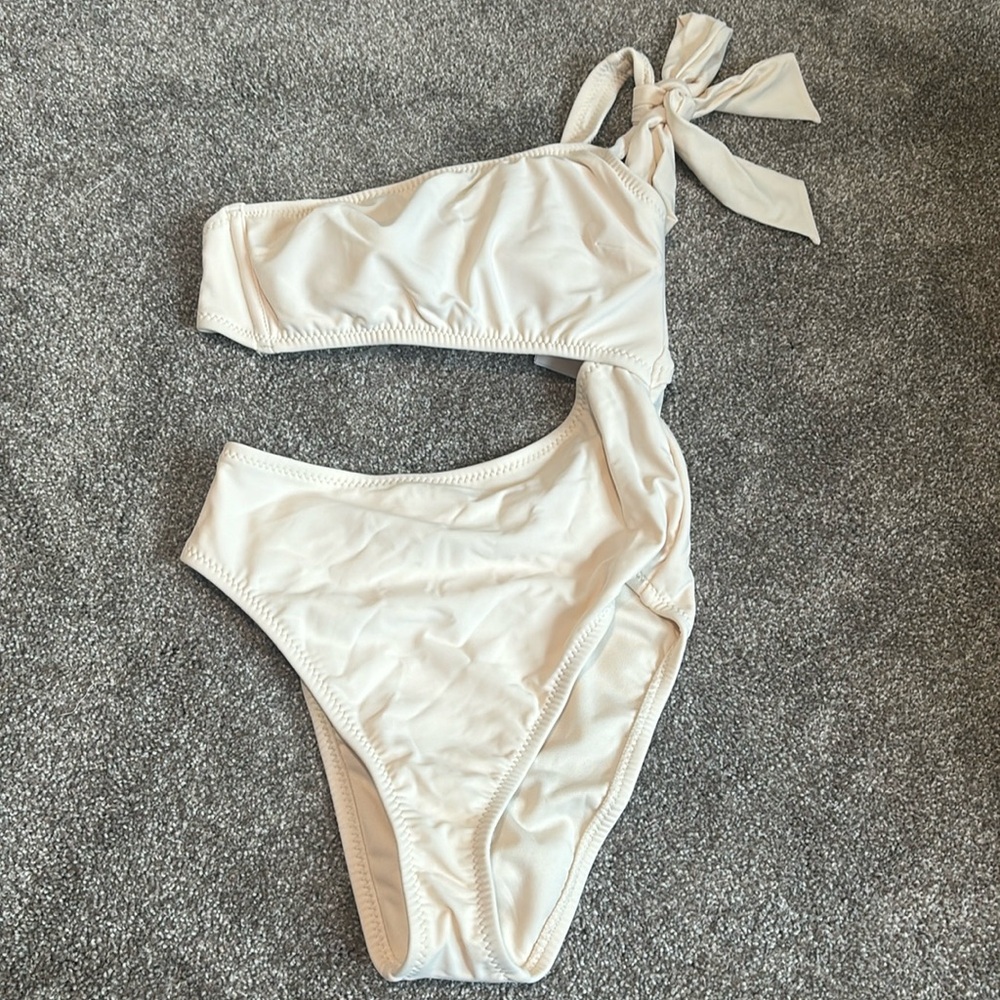 Never-Worn cut out Bridal One Piece Swimsuit